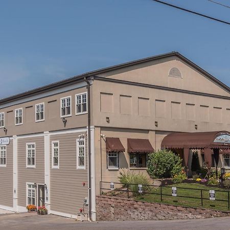 Harbor House Inn Sackets Harbor Dış mekan fotoğraf