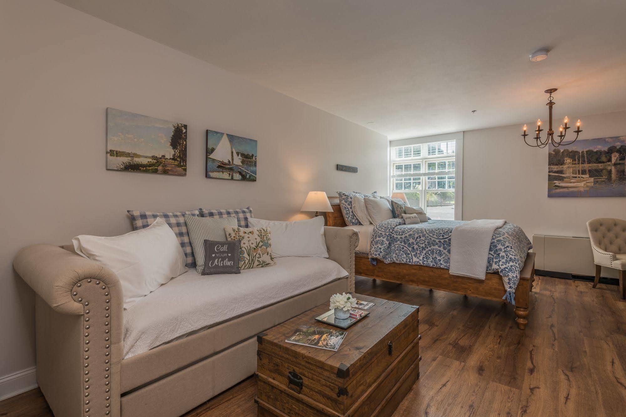 Harbor House Inn Sackets Harbor Dış mekan fotoğraf