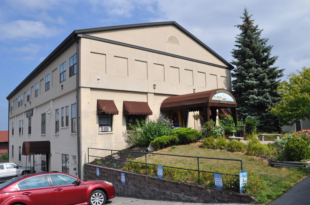Harbor House Inn Sackets Harbor Dış mekan fotoğraf