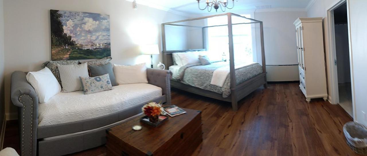 Harbor House Inn Sackets Harbor Dış mekan fotoğraf