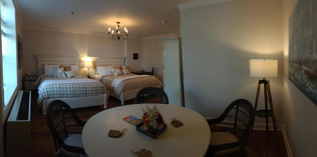 Harbor House Inn Sackets Harbor Dış mekan fotoğraf